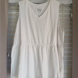 Denim&Co Classic White V-Neck Sleeveless Peplum Tunic
